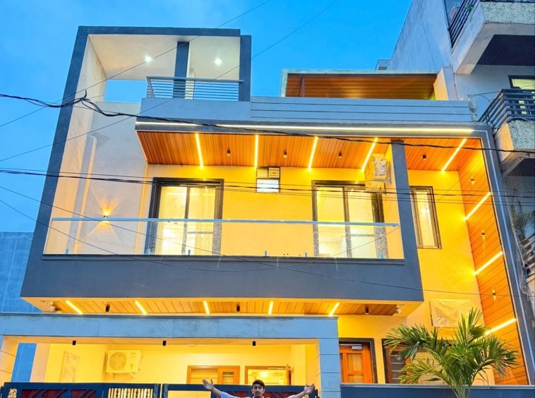 200 Gaj 5 BHK House for Sale in Gandhi Path West, Jaipur