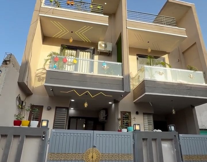 98 Gaj House for Sale in Vaishali West, Jaipur