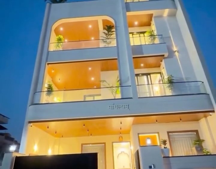 193 Gaj 5 BHK House for Sale in Gandhi Path West, Jaipur