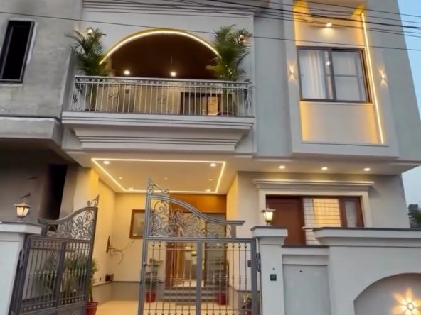 180 Gaj House for Sale in Vaishali Nagar, Jaipur