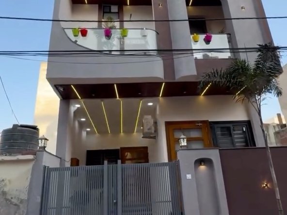 133 Gaj 4 BHK House for Sale in Vaishali West, Jaipur (₹1.9 Cr)