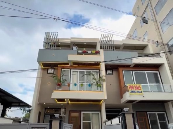 200 Gaj 5 BHK Villa for Sale in Gandhi Path West, Jaipur